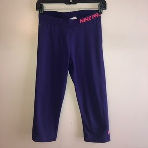 Nike Pro Capri Pants